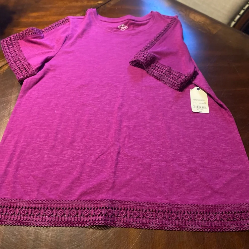 St. John’s Bay Magenta Crochet-Trim Short Sleeve Top - Picture 3 of 3